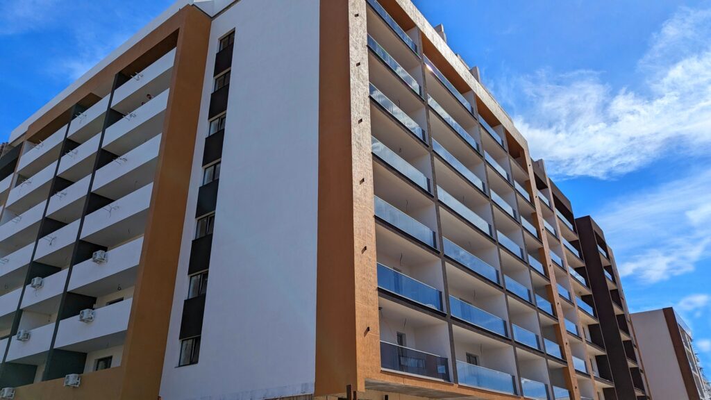 Apartament cu o camera, bucatarie mobilata, acces metrou Berceni