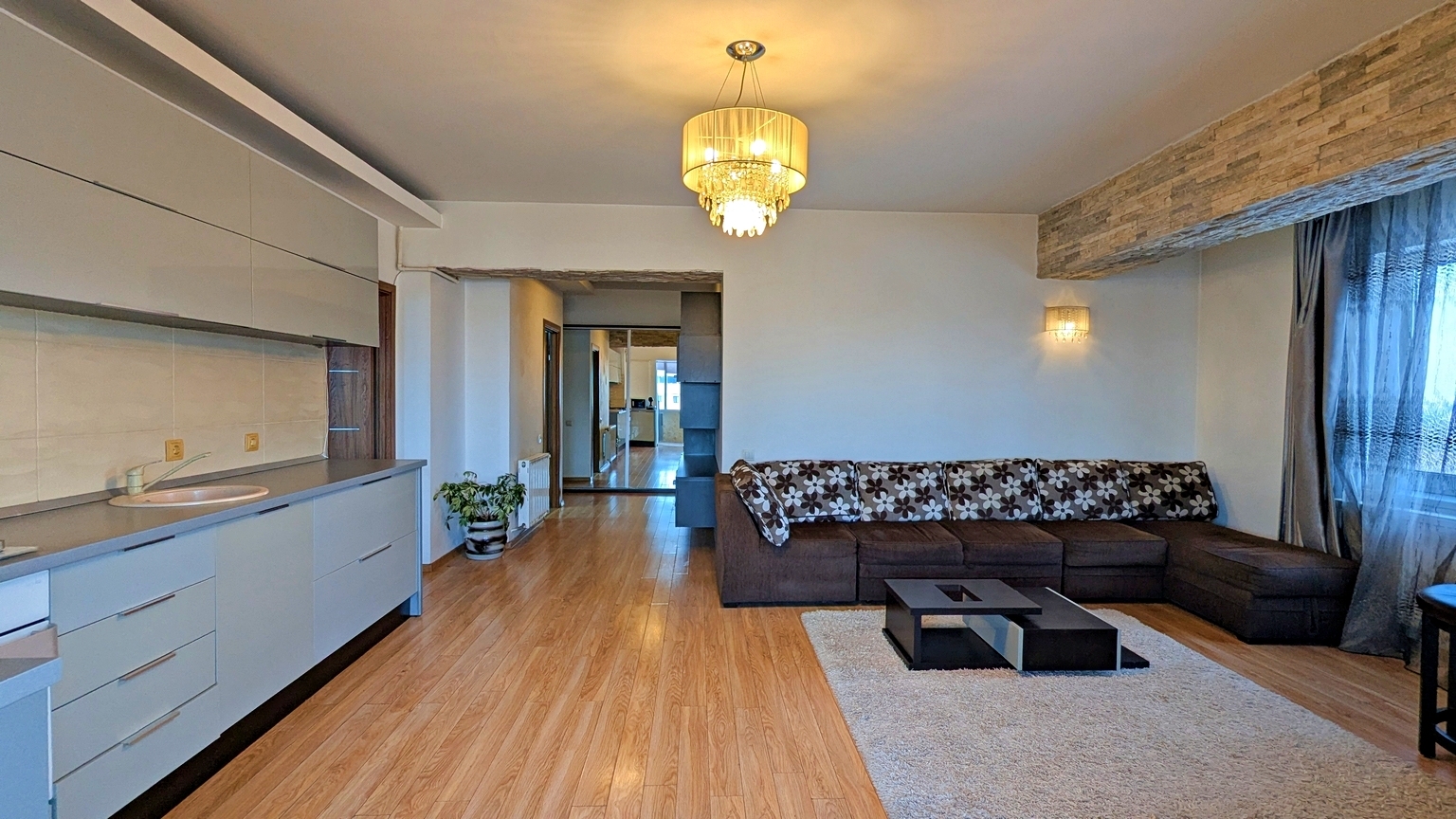 Apartament modern cu 2 camere, complet mobilat, Parcul Natural Vacaresti, Piata Sudului