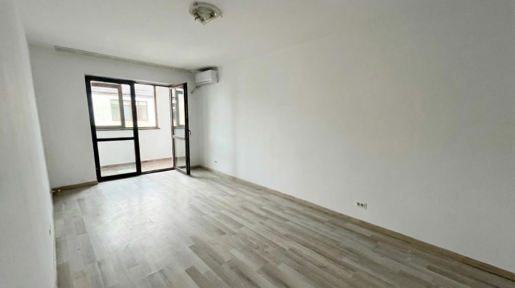 Apartament 3 camere, decomandat, 2 balcoane – zona Drumul Binelui, Aparatorii Patriei