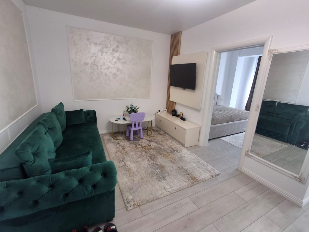 Apartamente 3 camere de vanzare Bucuresti 33 Apartament 3 camere, gata de mutare, complet mobilat si utilat, zona metrou Berceni