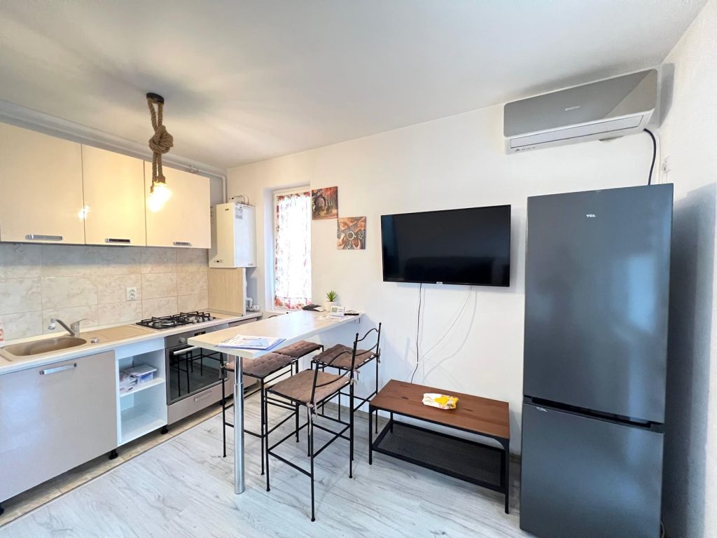 Anunturi ansamblu rezidential 17 Apartament eficient compartimentat de inchiriat, acces metrou Berceni, Popesti-Leordeni