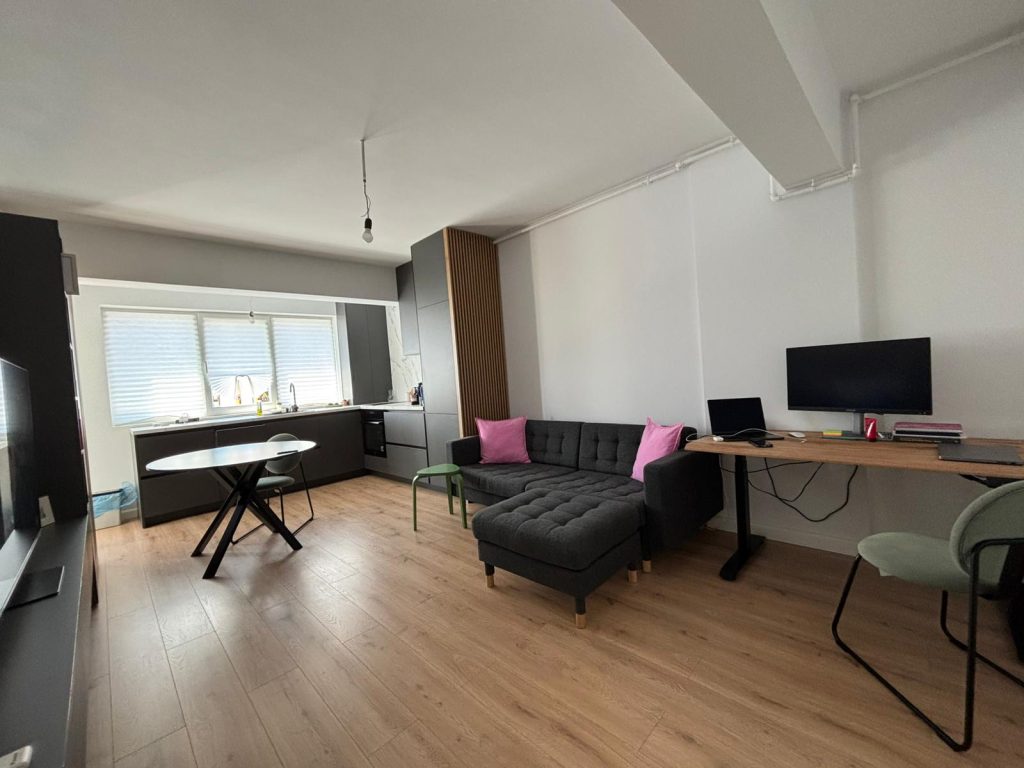 Apartament eficient compartimentat cu balcon, Strada Biruintei, Popesti-Leordeni, acces metrou