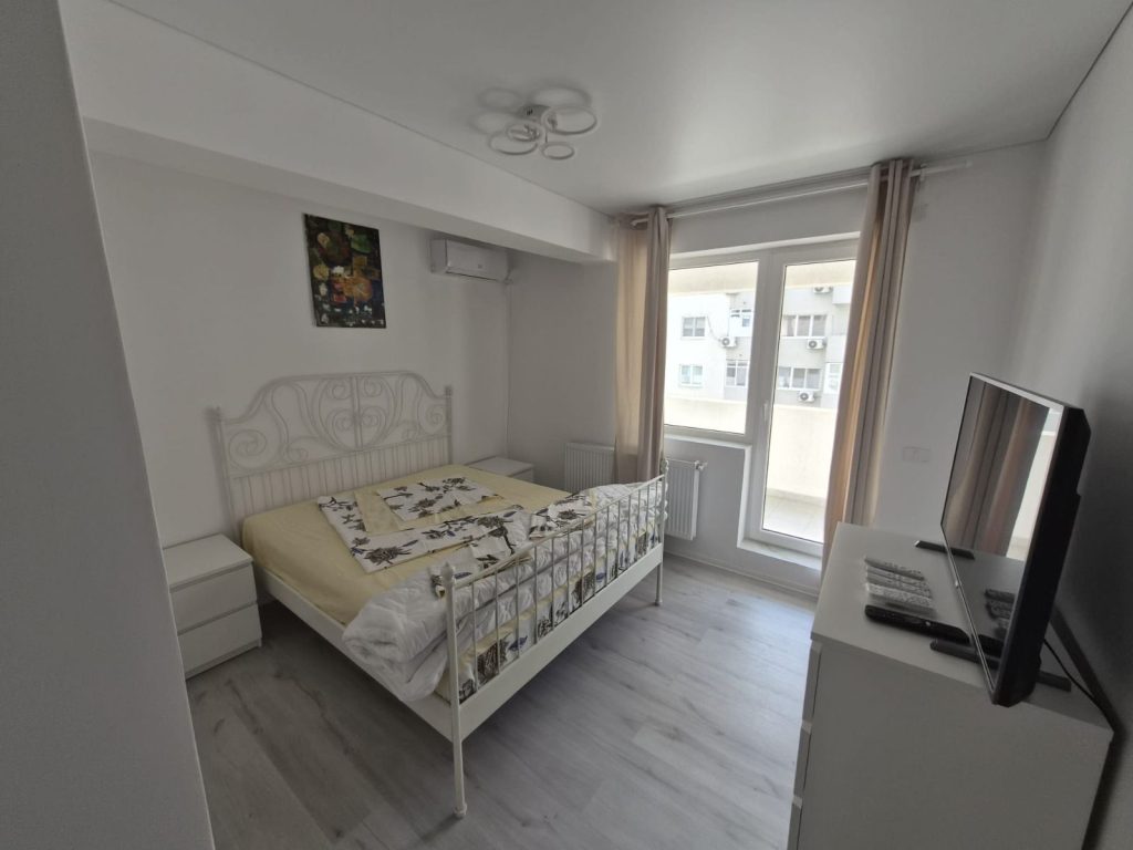 Apartament cu 3 camere de inchiriat, mobilat si utilat, loc de parcare | Grand Arena Mall, Sector 4