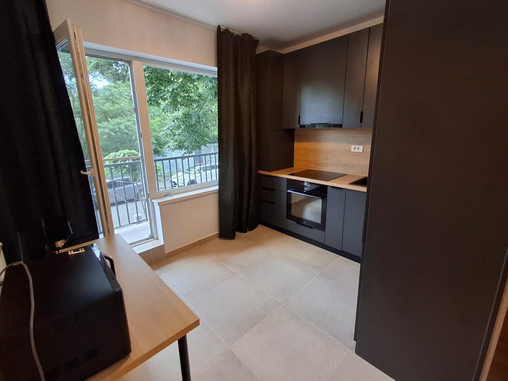 Apartament modern cu 2 camere, loc de parcare, zona Grand Arena Mall, Bd. Brancoveanu