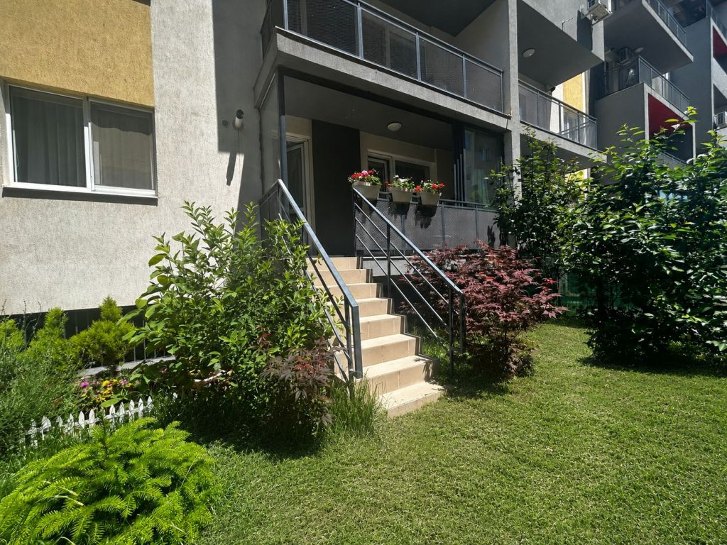 Apartamente cu mutare rapida 31 Apartament cu 2 camere si curte proprie, gata de mutare, acces rapid metrou Berceni