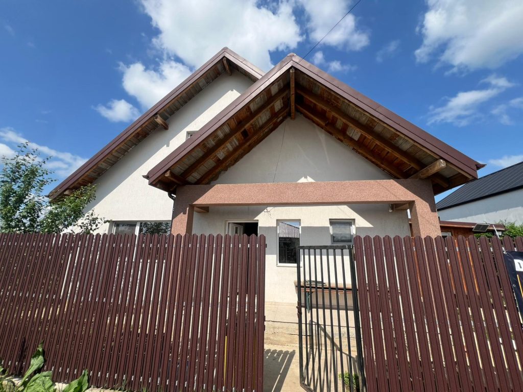 Casă individuală 4 camere | 98 mp utili | Teren 300 mp | Comuna Berceni – Strada Oituz | Comision 0%