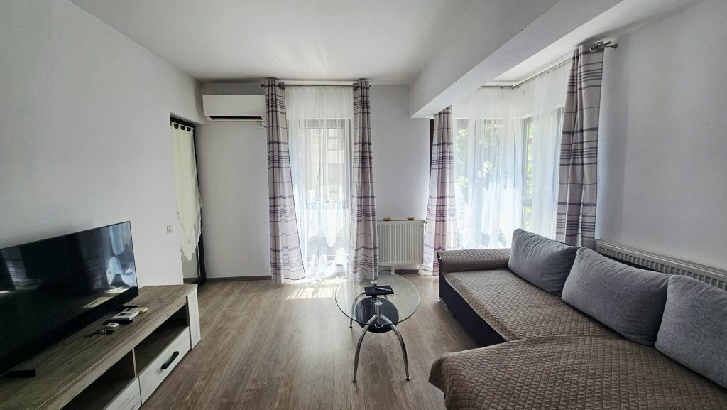 Apartament decomandat cu 2 camere si dressing, acces facil Metrou Aparatorii Patriei