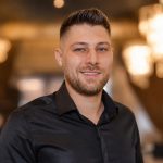 Imagine agent imobiliar Moldoveanu Marius