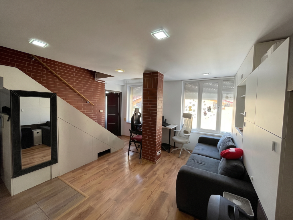Cautare 3 Apartament duplex cu 3 camere si 2 bai, incalzire in pardoseala – metrou Aparatorii Patriei