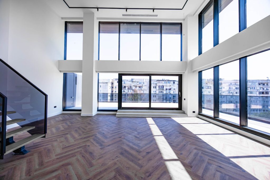 Anunturi ansamblu rezidential 17 Penthouse exclusivist dispus pe doua niveluri, 4 camere, terasa generoasa | Zona Decebal