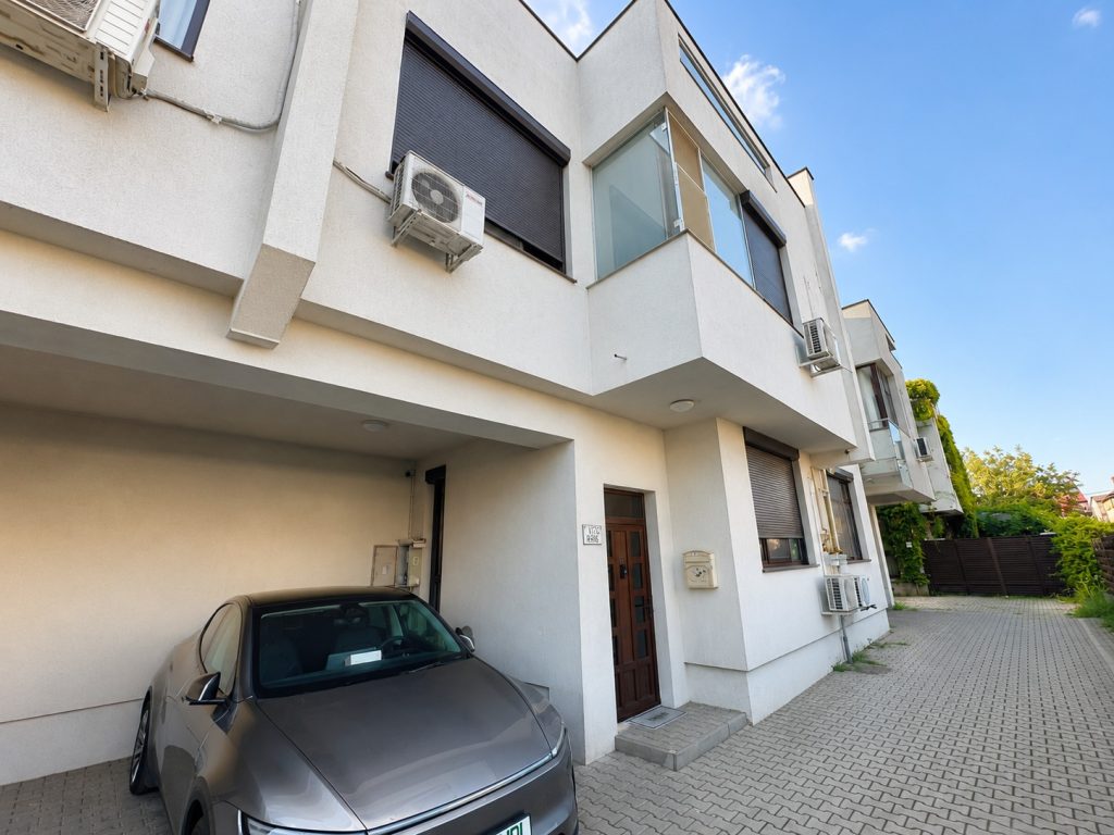 Anunturi ansamblu rezidential 83 Vila cu 4 camere de inchiriat, complet mobilata si utilata, pet-friendly | Popesti-Leordeni