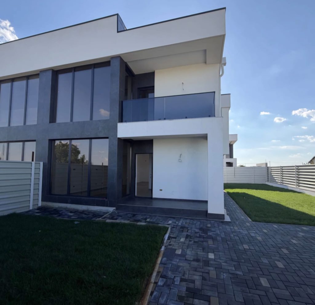 Vila noua cu 4 camere + parcare in 1 Decembrie – 147 mp utili, terase si acces rapid spre Bucuresti
