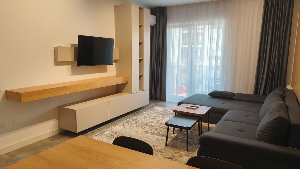 Inchiriere 29 Apartament cu 2 camere de inchiriat, decomandat, mobilat modern, loc de parcare | Bd. Metalurgiei